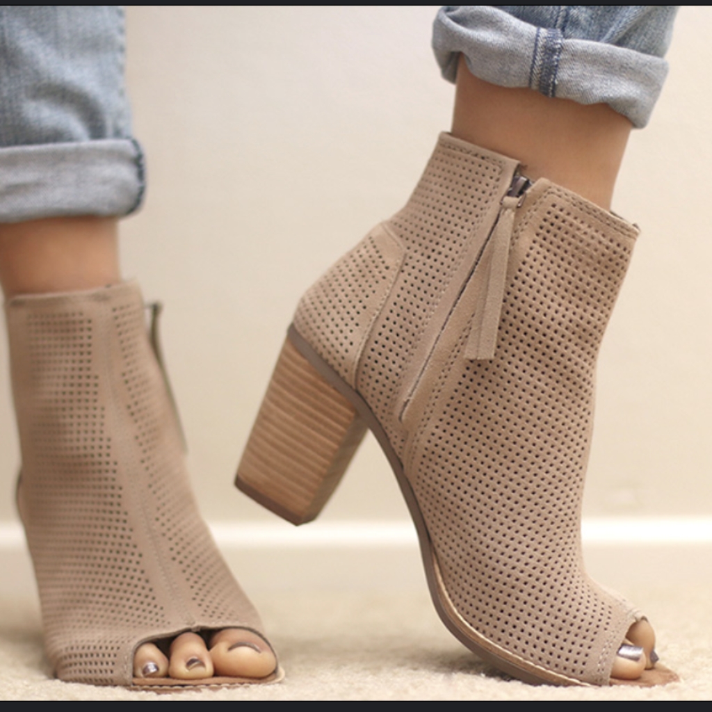 Toms Majorca Peep Toe Bootie